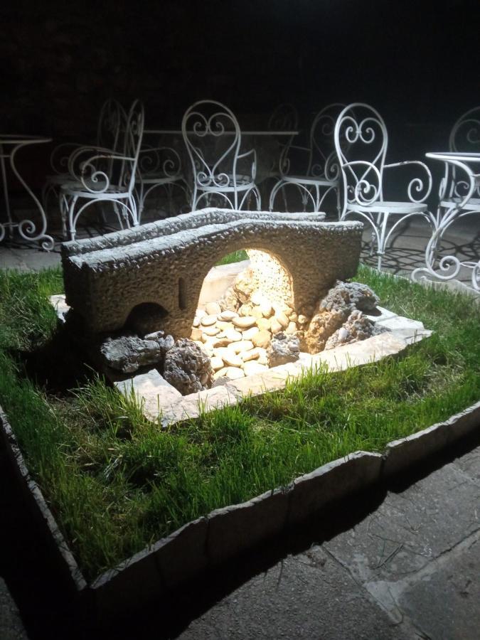 פודגוריצה Heart Of Old Town Guesthouse מראה חיצוני תמונה